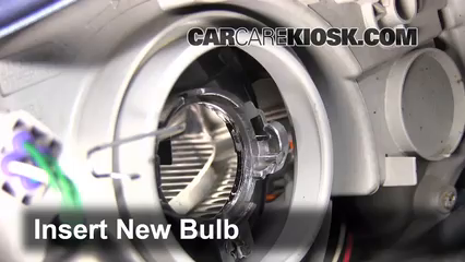 Headlight Change 2007-2011 Toyota Yaris - 2011 Toyota Yaris 1.5L 4 Cyl ...